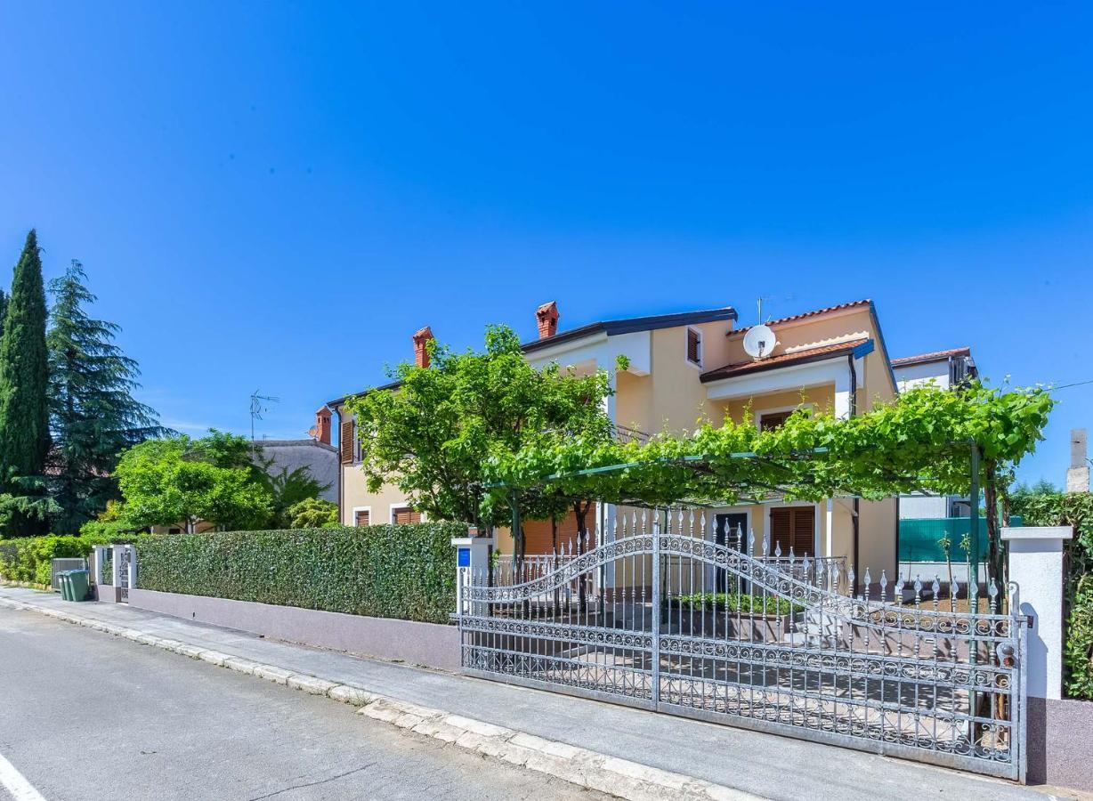 Apartmani Rino, Porec Bagian luar foto